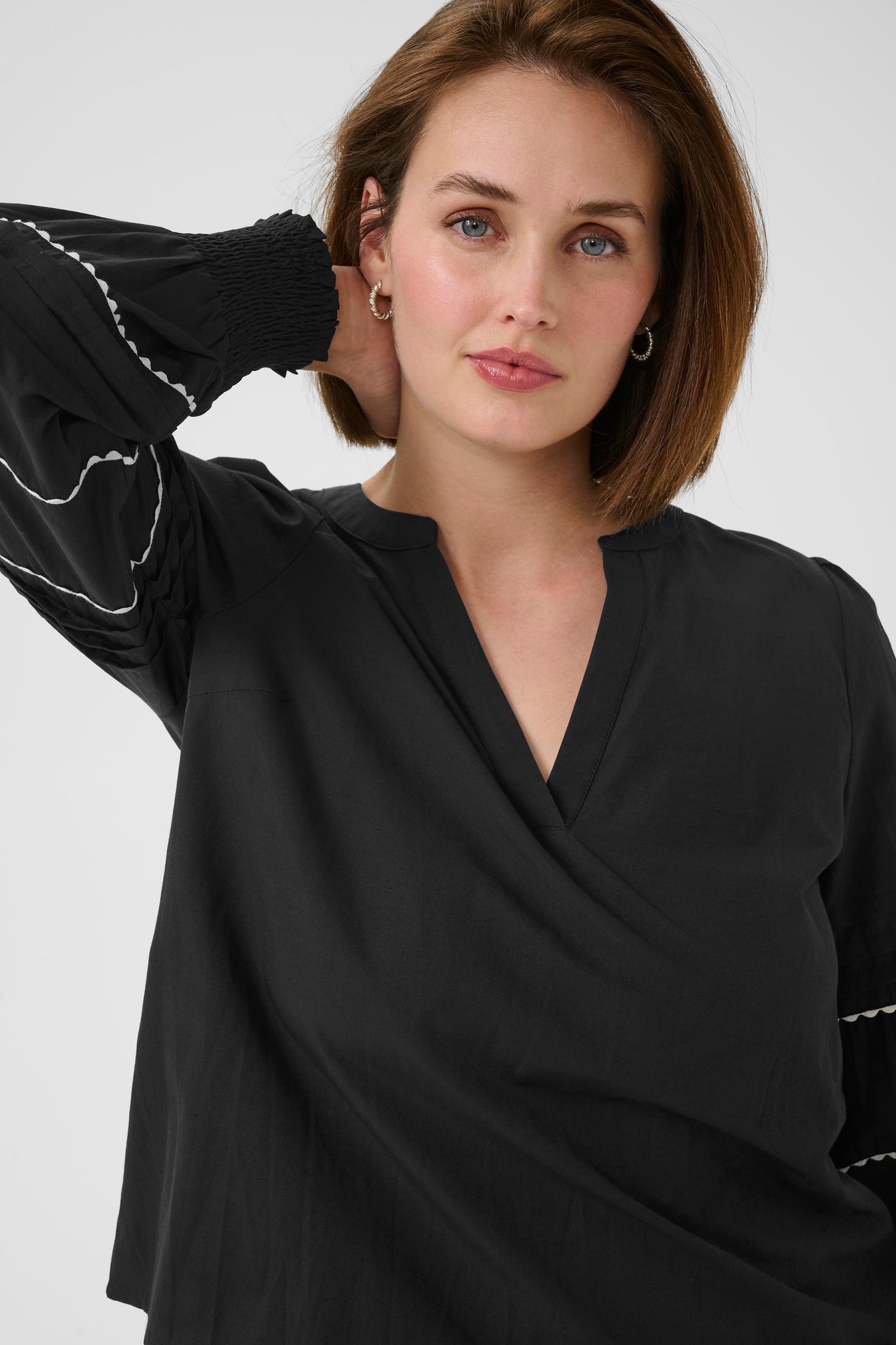 April blouse