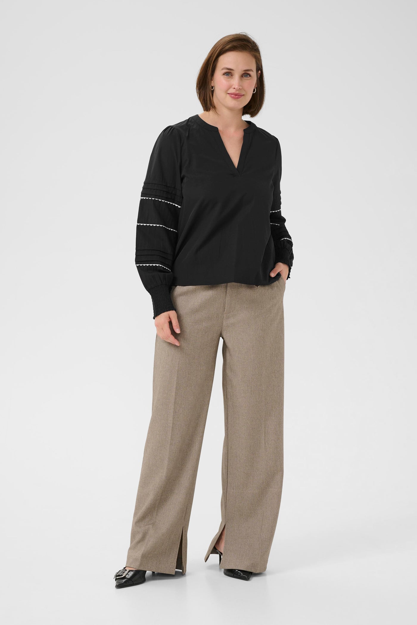 April blouse