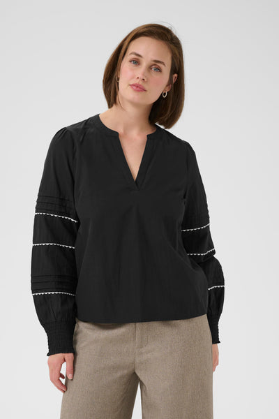 April blouse