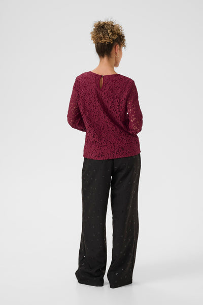 Thit Ebana blouse