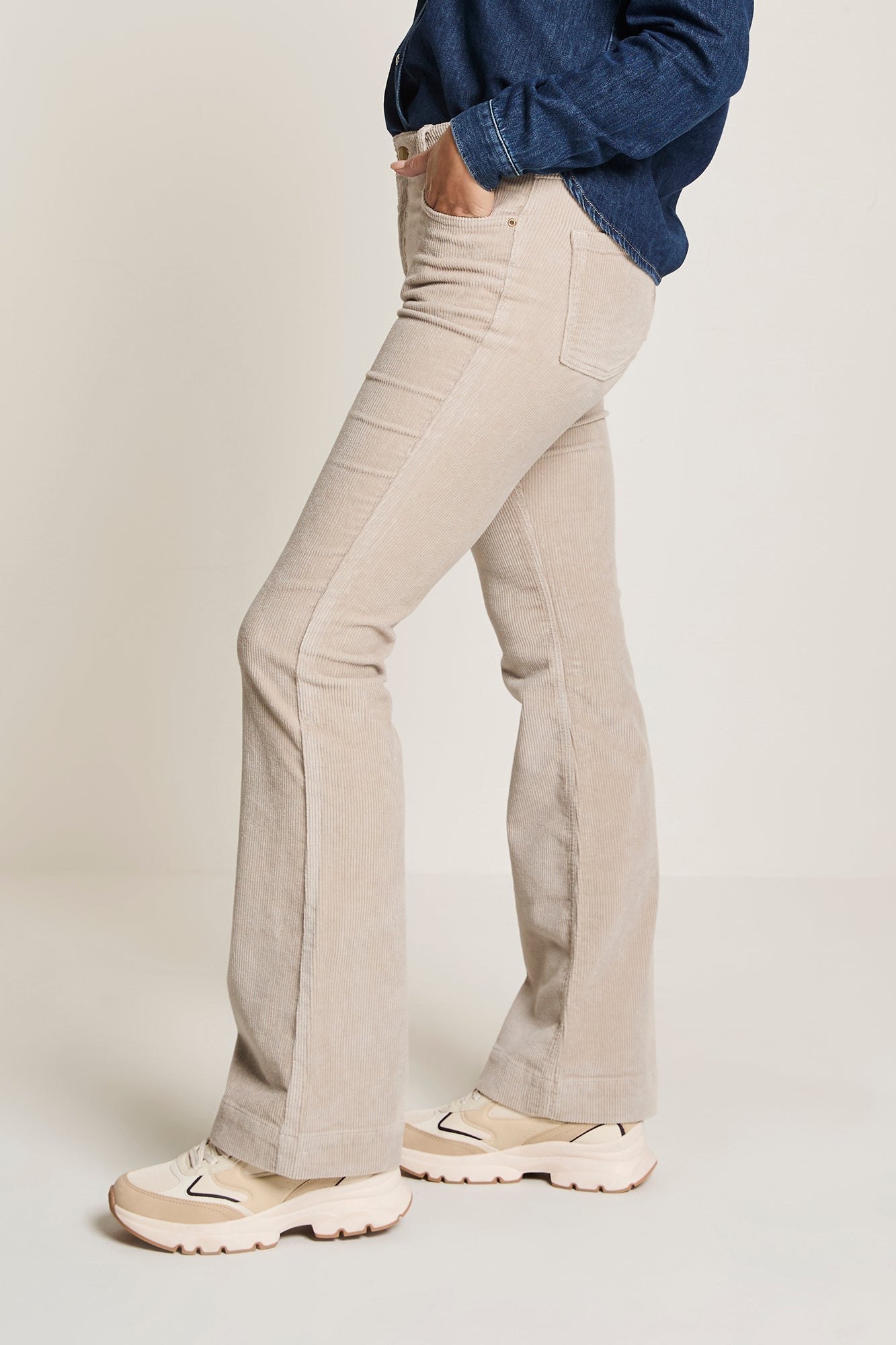 Jade corduroy ecru