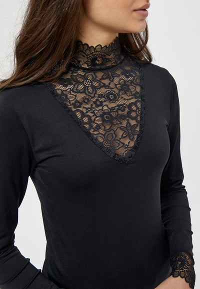 Vanessa T-shirt