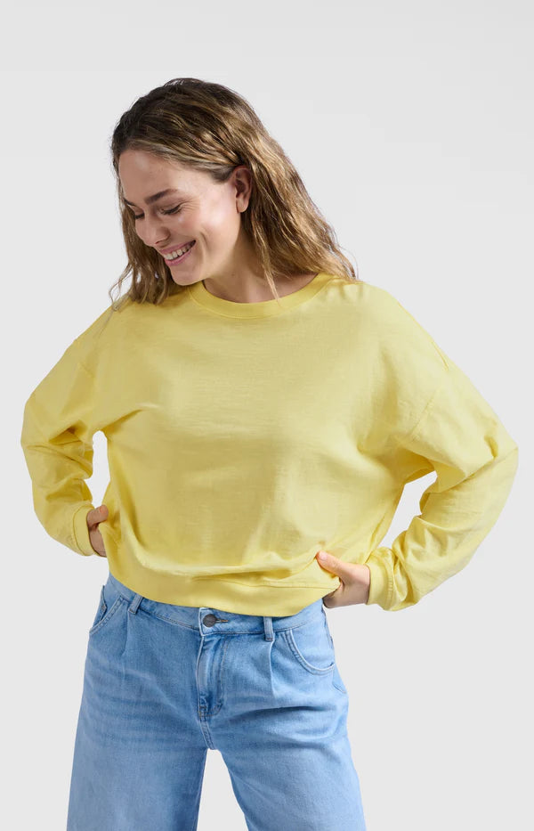Yellie sweater